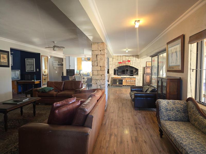 5 Bedroom Property for Sale in Lochnerhof Western Cape